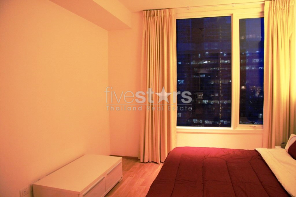 1 bedroom spacious condo for rent on Sathorn, photo 9