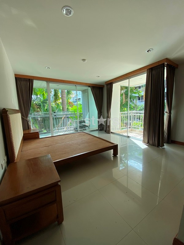 2 bedroom condo for rent on Sathorn, photo 8