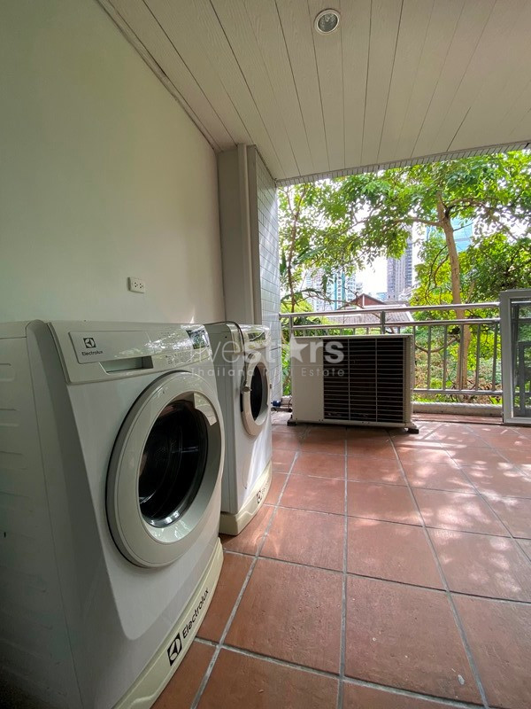 2 bedroom condo for rent on Sathorn, photo 13