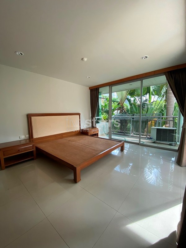2 bedroom condo for rent on Sathorn, photo 9