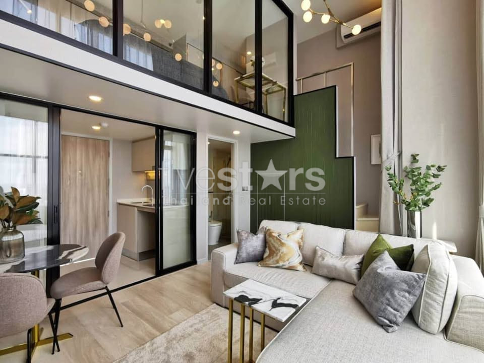 Appartement duplex de 1 chambre à louer proche du BTS Chong Nonsi
