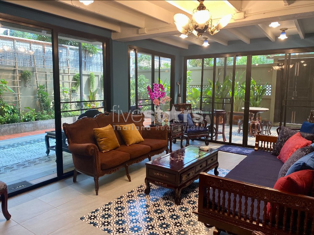 4-bedroom single house newly renovated on Narathiwas - Sathorn, photo 3