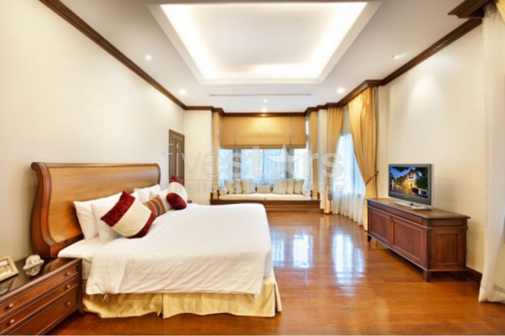 4-bedroom exclusive property with private pool in Sathorn, photo 7