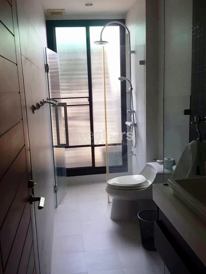 Luxury single house 6 bedroom for rent on Narathiwas, photo 12