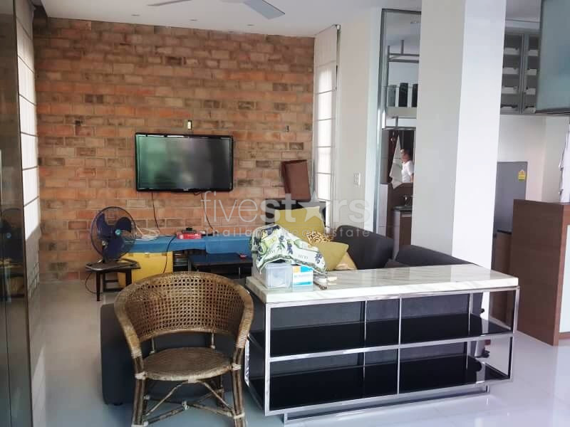 Luxury single house 6 bedroom for rent on Narathiwas, photo 10