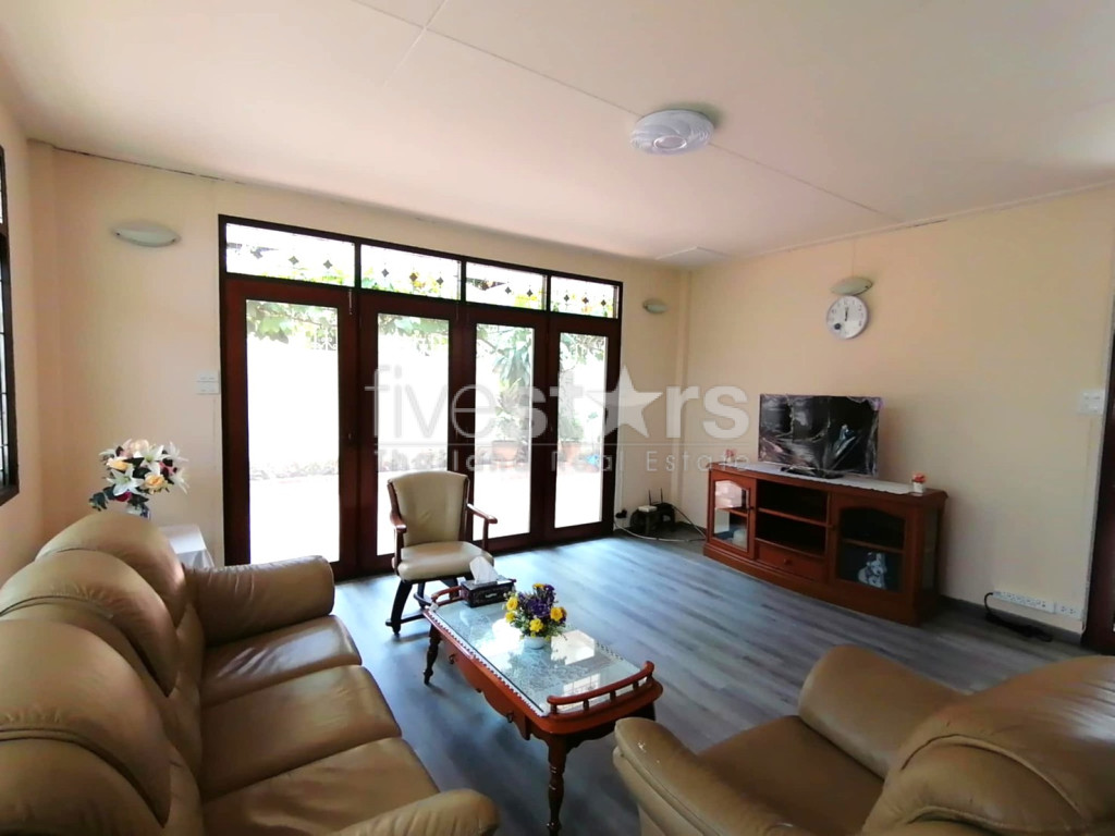 3-Bedroom House for Rent in Sathorn, near BTS Chong Nonsi, photo 3