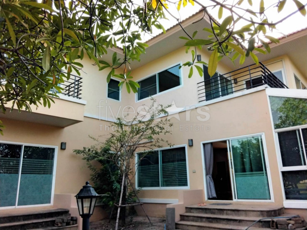 A louer maison de 4 chambres dans l'enceinte du club de golf, Bangna, photo 5