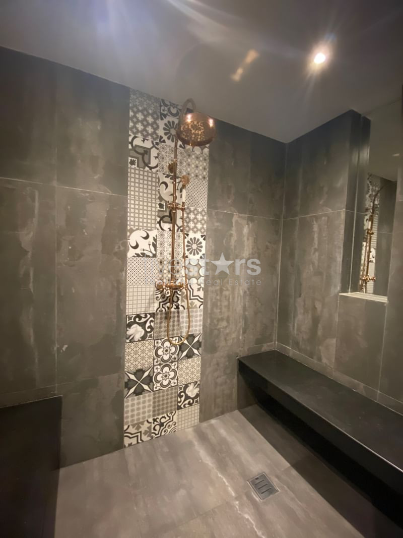 House in compound with private swimming pool 5 bedrooms for rent in Onnut Pattanakan, photo 14