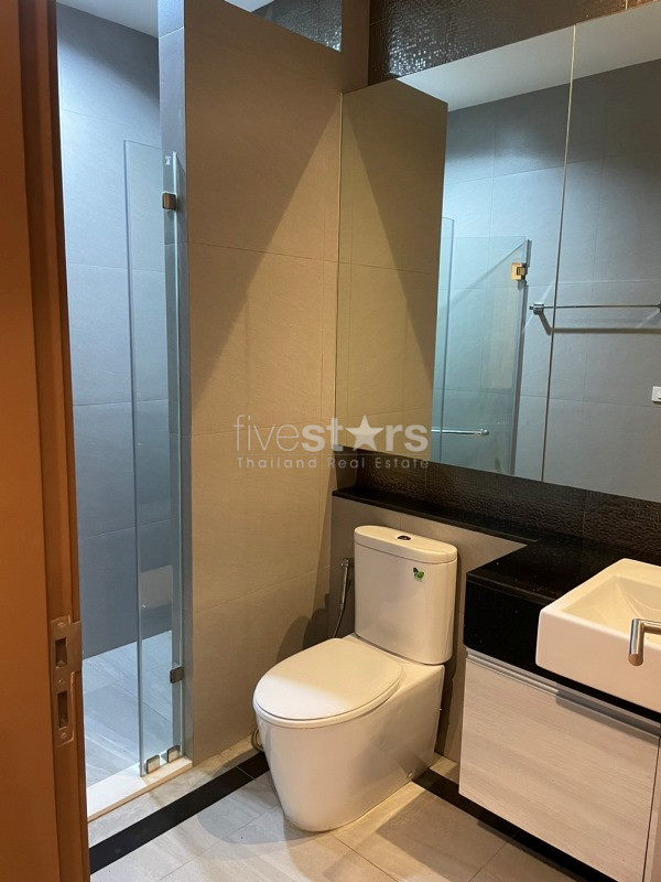 4 bedrooms house in compound for rent in Lasal, photo 10
