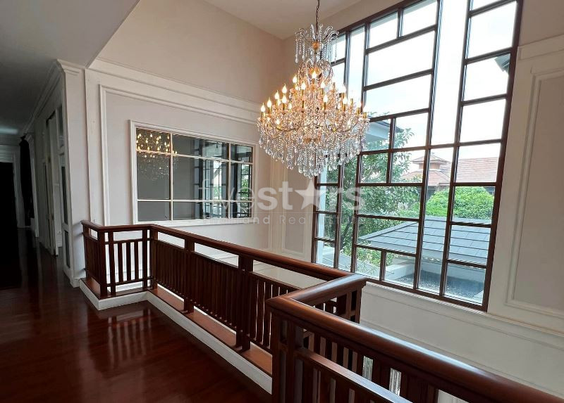 5-bedroom Single house for sale on Pattanakarn, photo 8