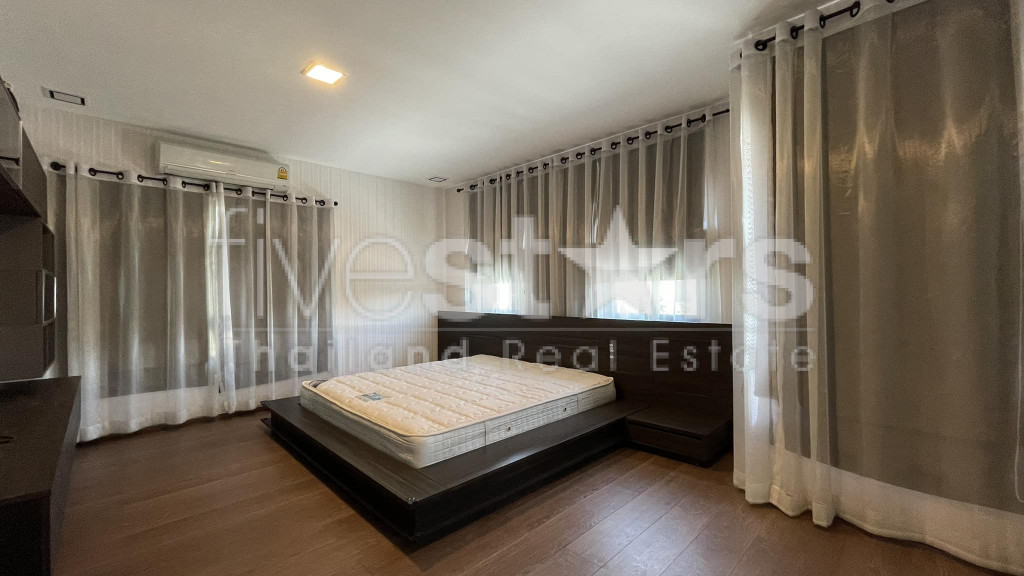 Detached house 4 - Bedroom for sale in Bangna, photo 9