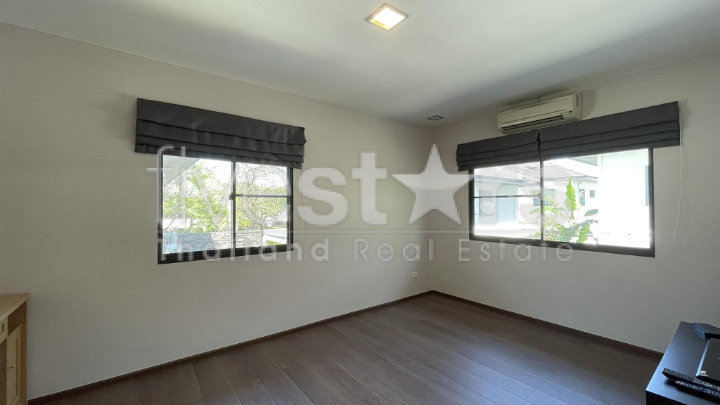 Detached house 4 - Bedroom for sale in Bangna, photo 12