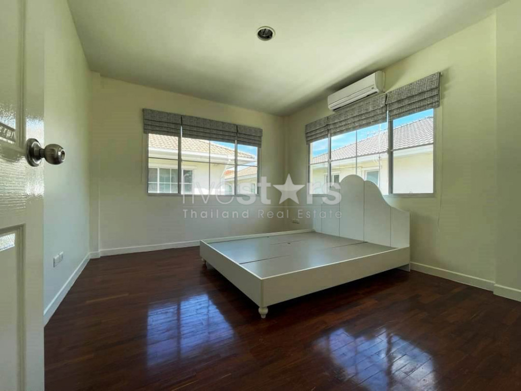 3-bedroom house in compound for rent on Rama 9 - Onnut, photo 6