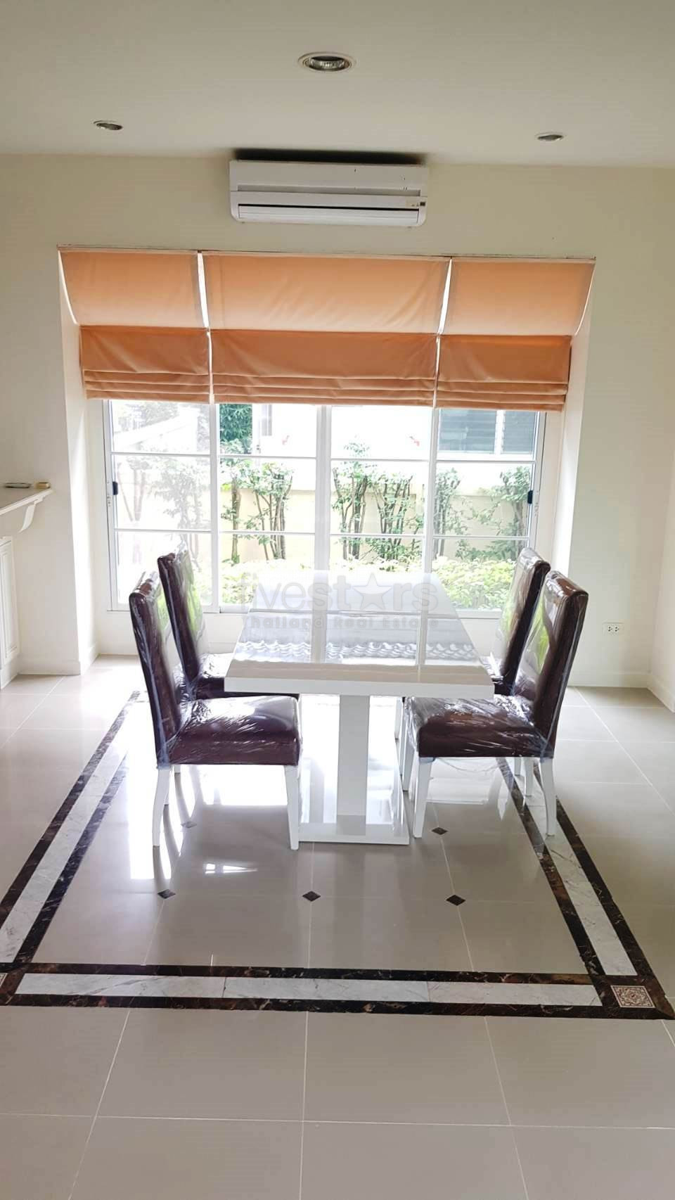 3-bedroom house in compound for sale on Rama 9 - Onnut, photo 12