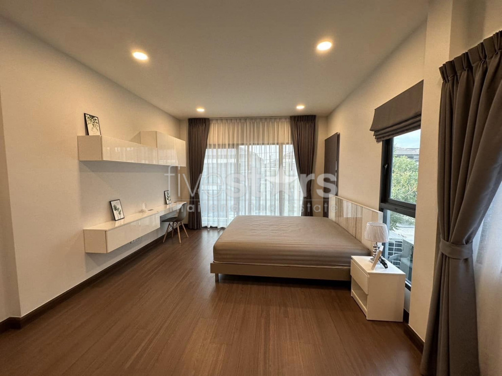 4-bedroom house in compound for rent on Bangna, photo 5
