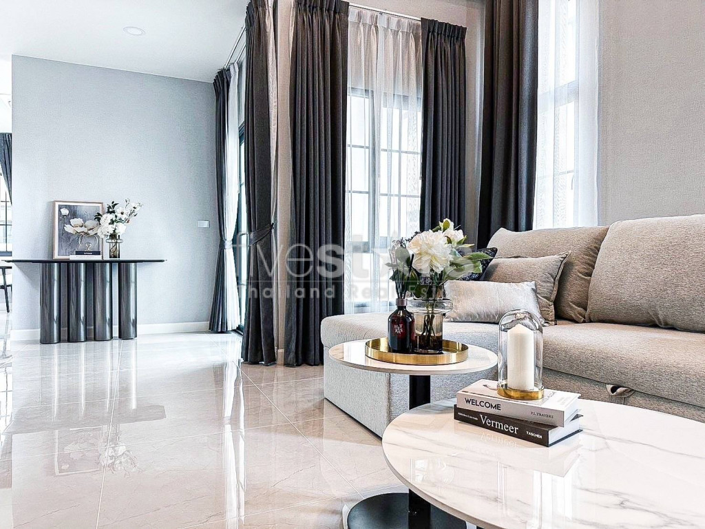 Luxury 4-Bedroom Detached House for Rent in Bangna, photo 4