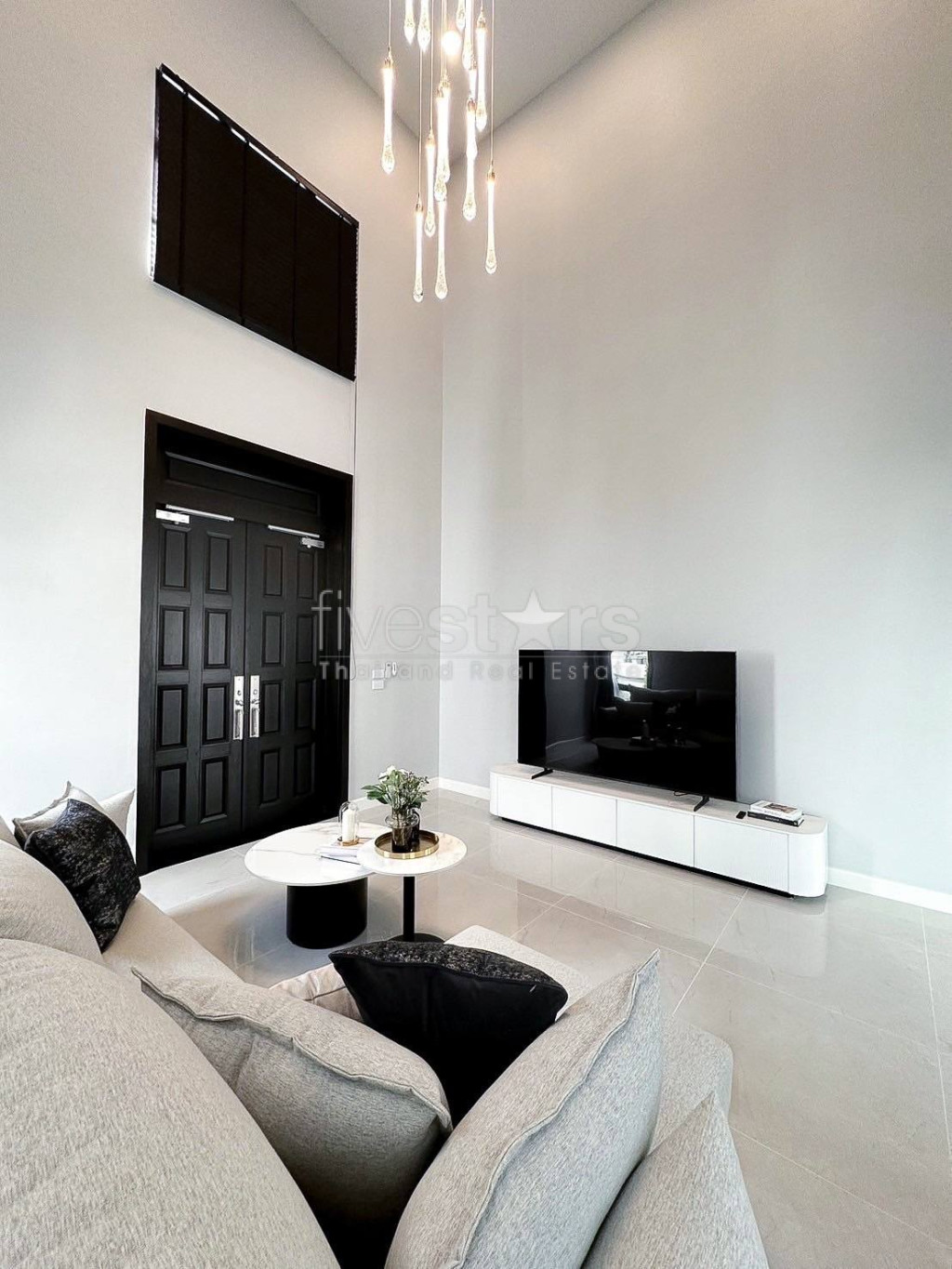 Luxury 4-Bedroom Detached House for Rent in Bangna, photo 3