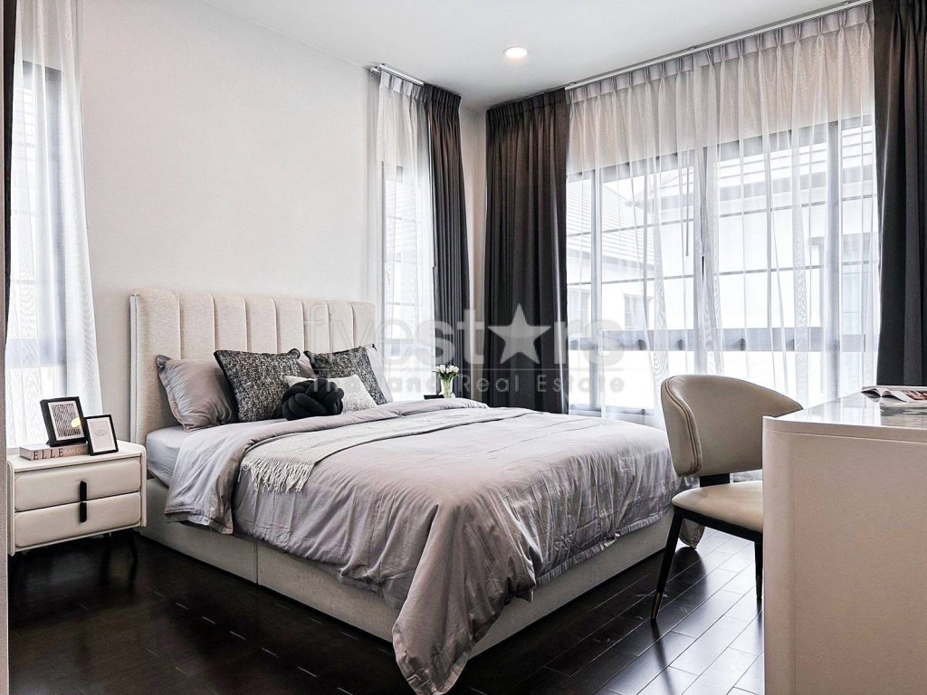 Luxury 4-Bedroom Detached House for Rent in Bangna, photo 11