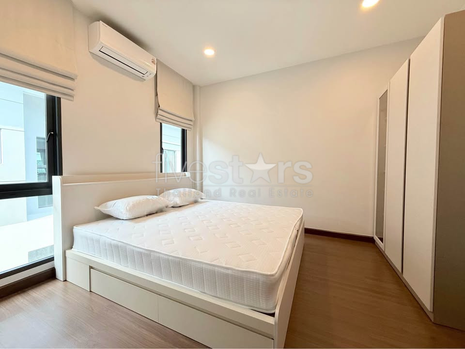 Maison de Luxe Moderne de 4 Chambres à Louer à Bangna, photo 12