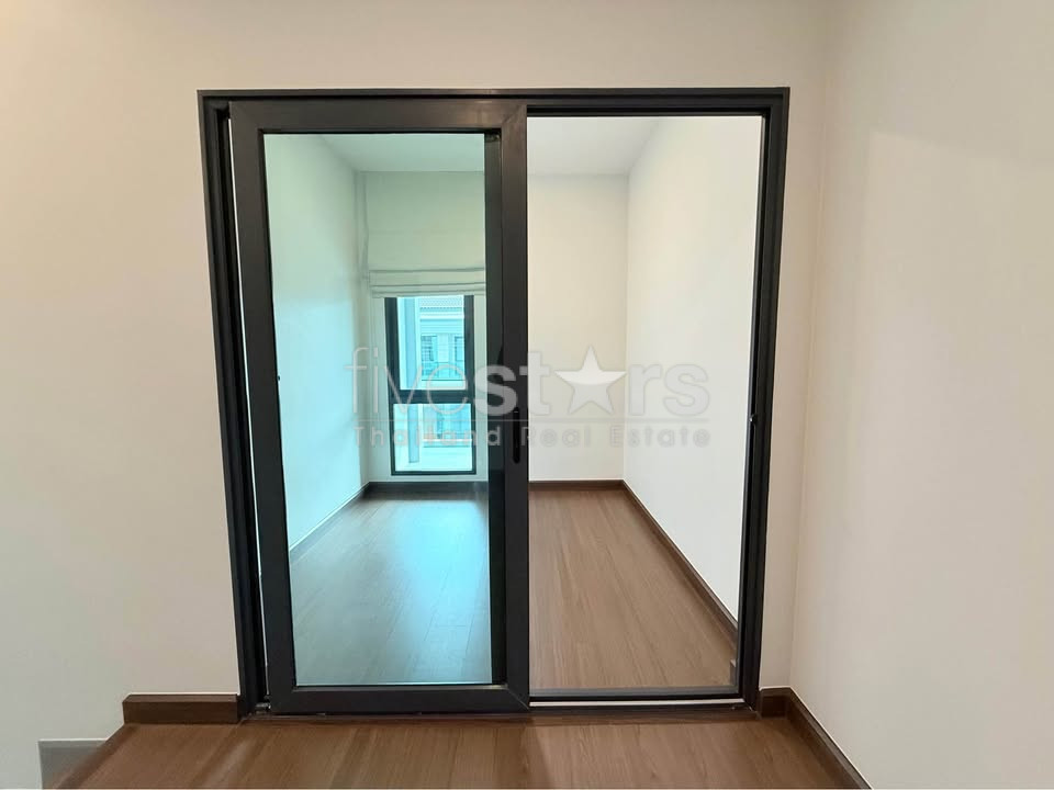 Maison de Luxe Moderne de 4 Chambres à Louer à Bangna, photo 16