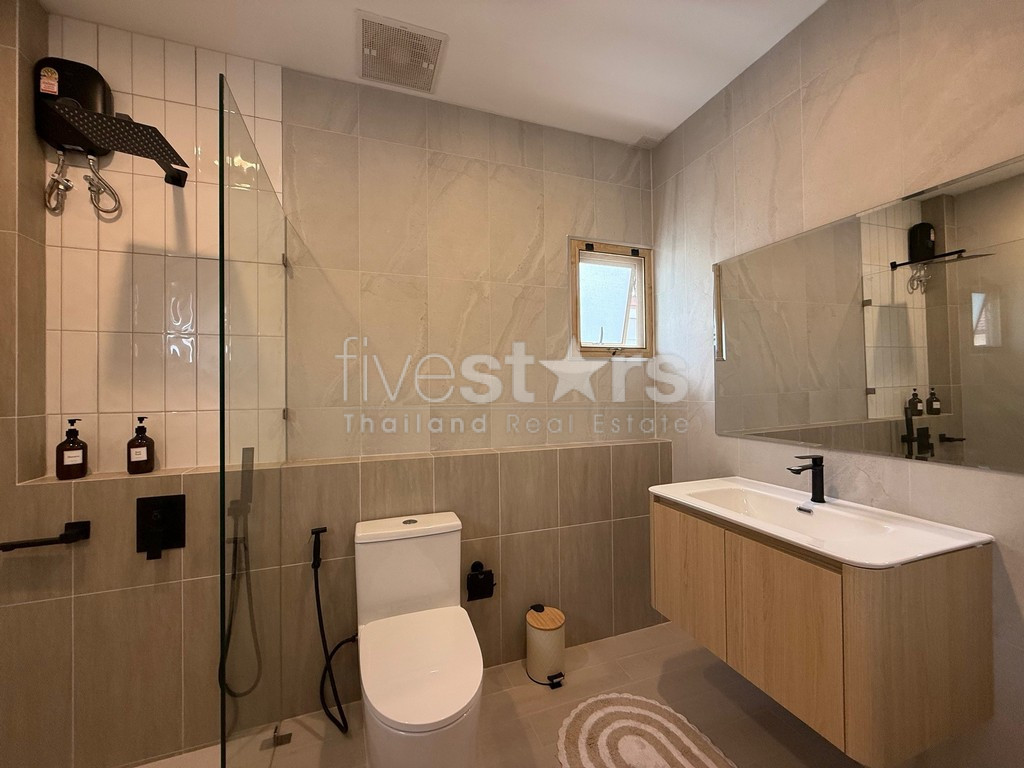 3-bedroom house for sale with private pool in Onnut area, photo 18
