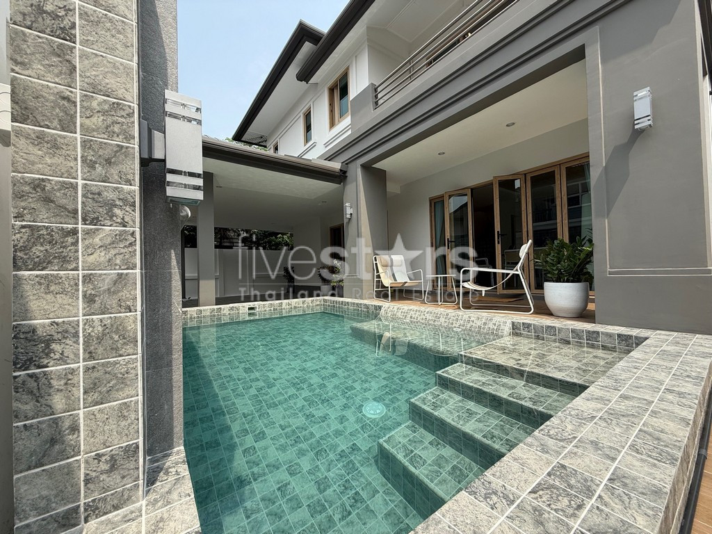 3-bedroom house for sale with private pool in Onnut area, photo 2