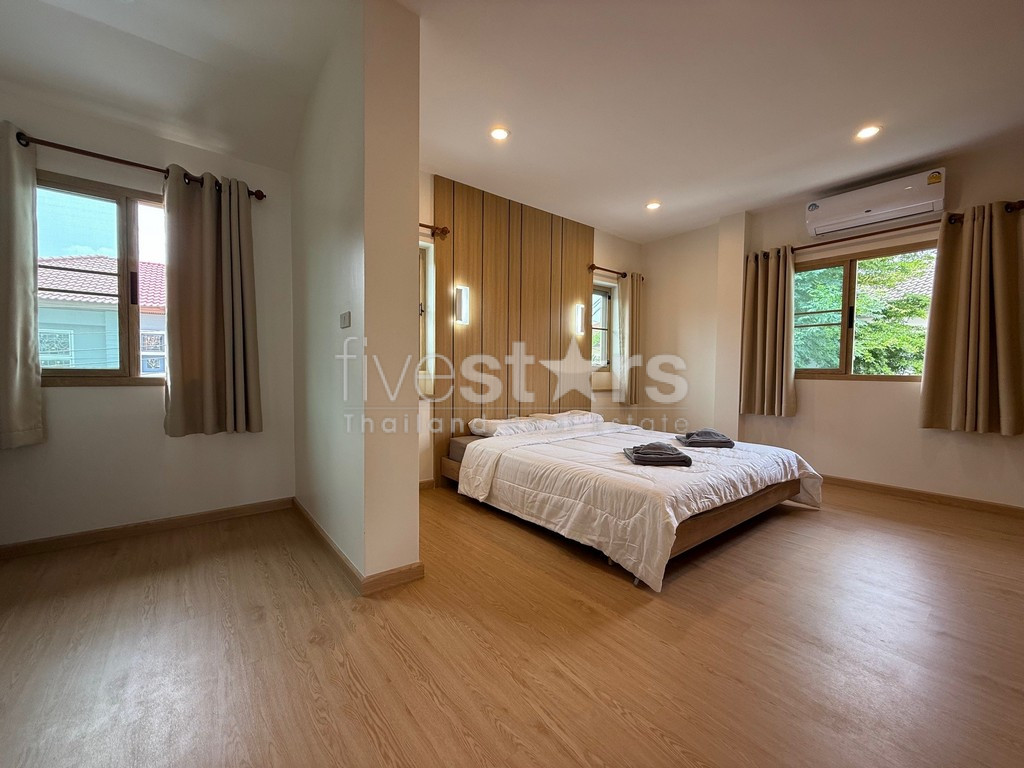 3-bedroom house for sale with private pool in Onnut area, photo 14