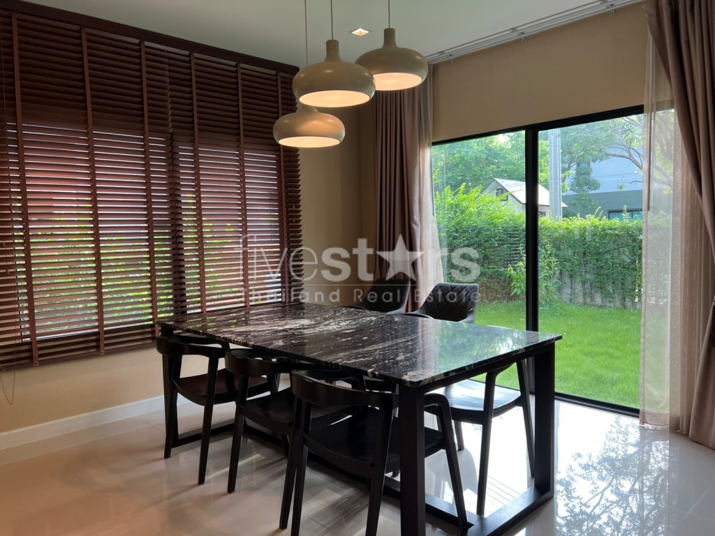 Burasiri Wongwaen–Onnut | House for Sale in a Secure Compound, photo 6