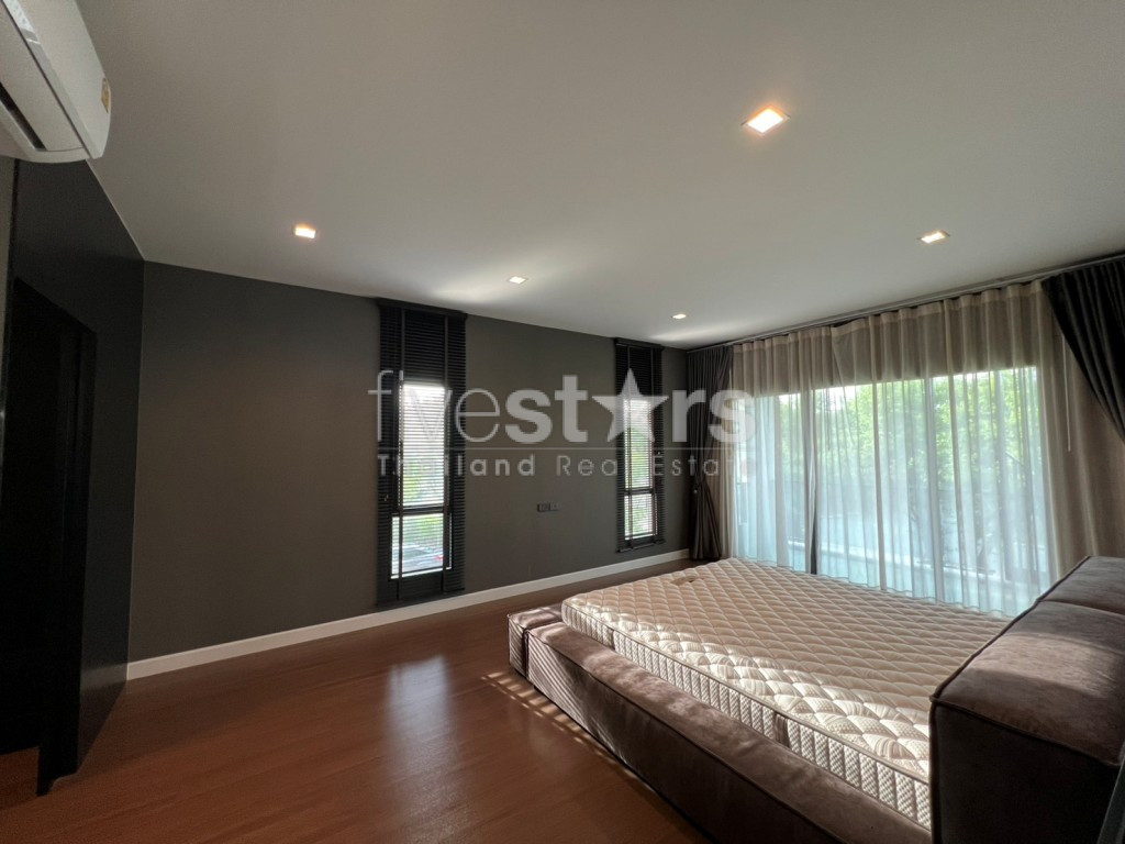 Burasiri Wongwaen–Onnut | House for Sale in a Secure Compound, photo 12