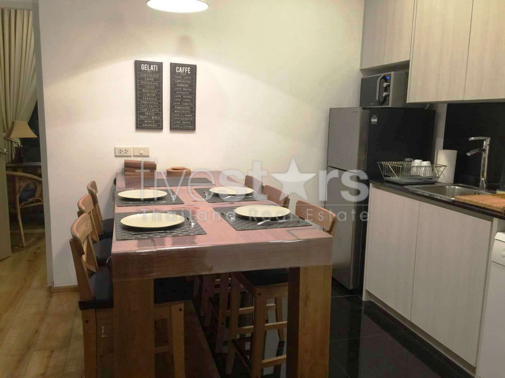 Appartement de 2 chambres dans le quartier Udomsuk, photo 2