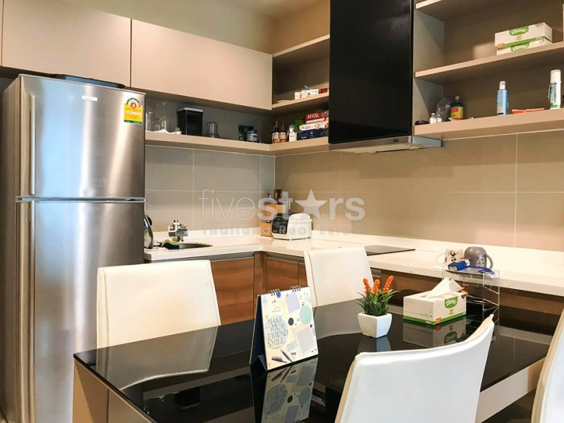 2 bedrooms condo for sale close to BTS Onnut, photo 2