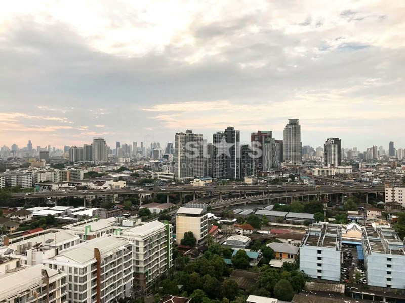 2 bedrooms condo for sale close to BTS Onnut, photo 12