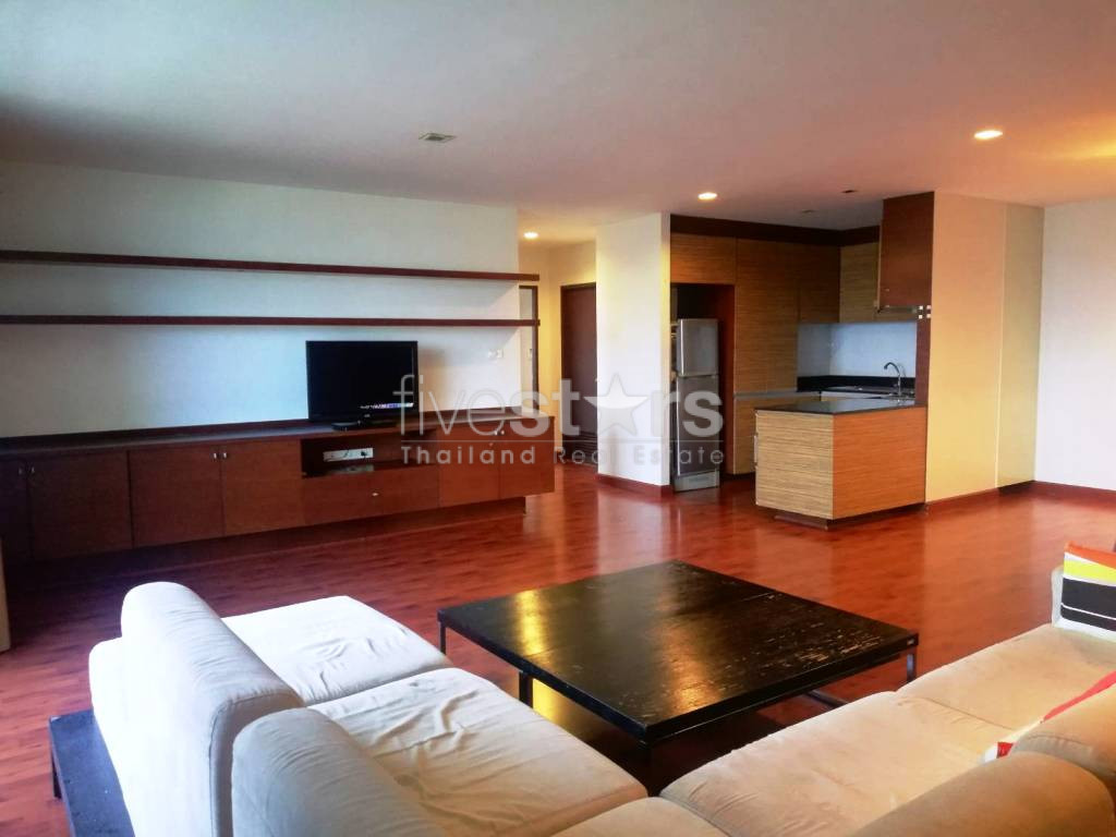 Grand condo de 2 chambres à louer près du BTS Onnut, photo 4