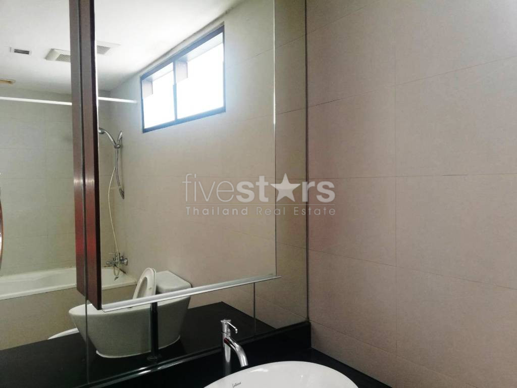 Grand condo de 2 chambres à louer près du BTS Onnut, photo 13