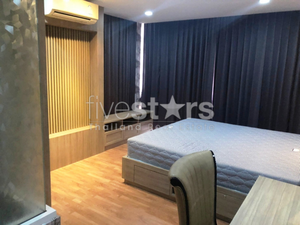 3-bedroom duplex condo for sale close to BTS Bang Na, photo 7