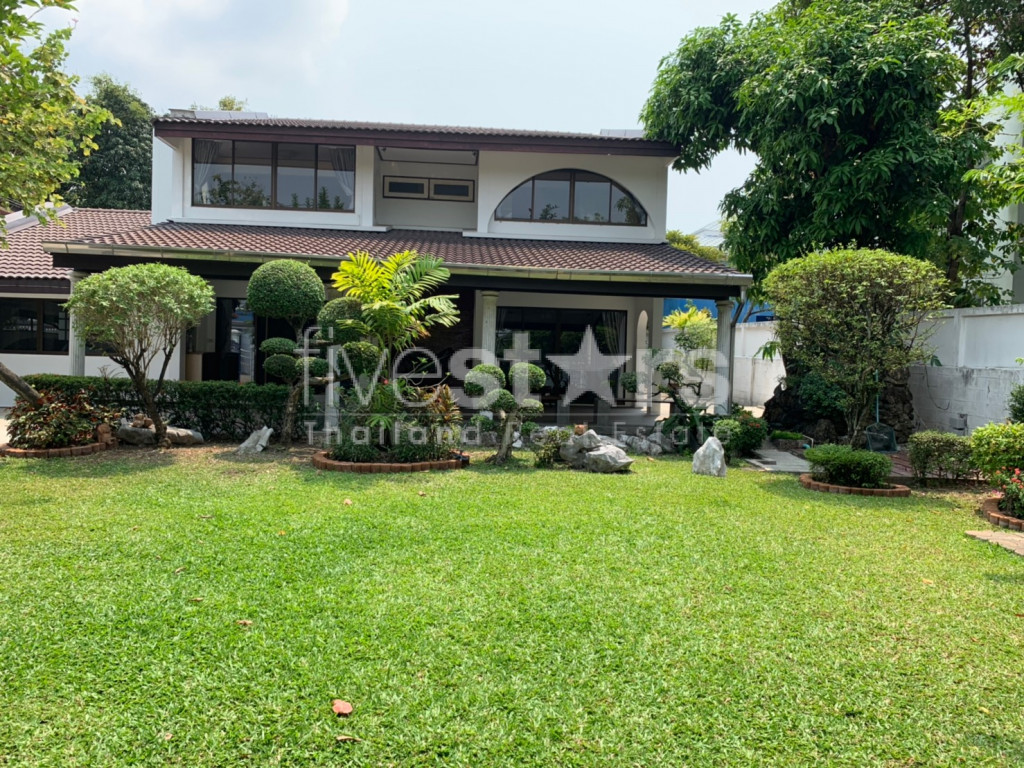House with private garden 4 bedrooms for rent in Onnut