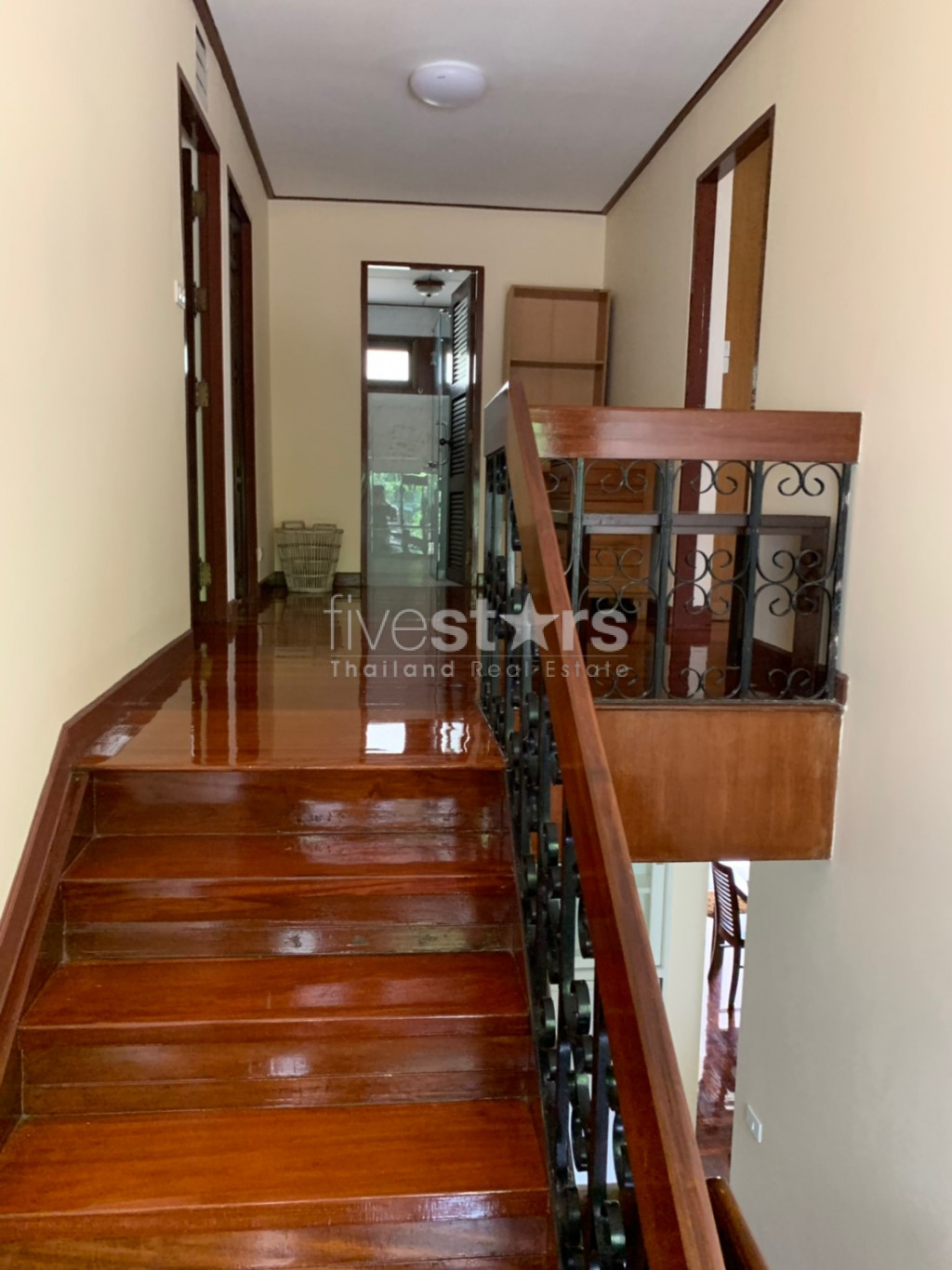 House with private garden 4 bedrooms for rent in Onnut, photo 8