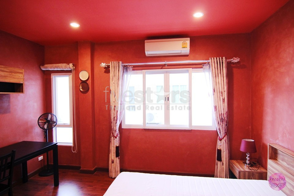 Town house in compound 4 bedrooms for rent near BTS Bangchak, photo 16