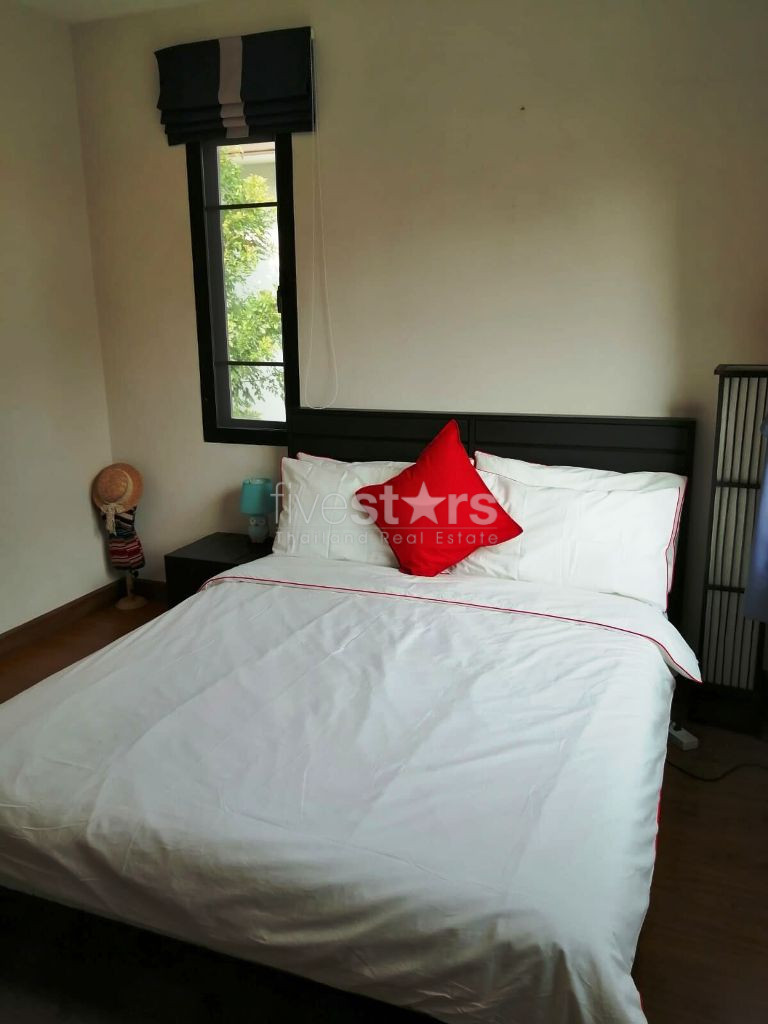 Maison à louer dans une résidence sécurisée près de l'avenue Srinakarin, photo 12
