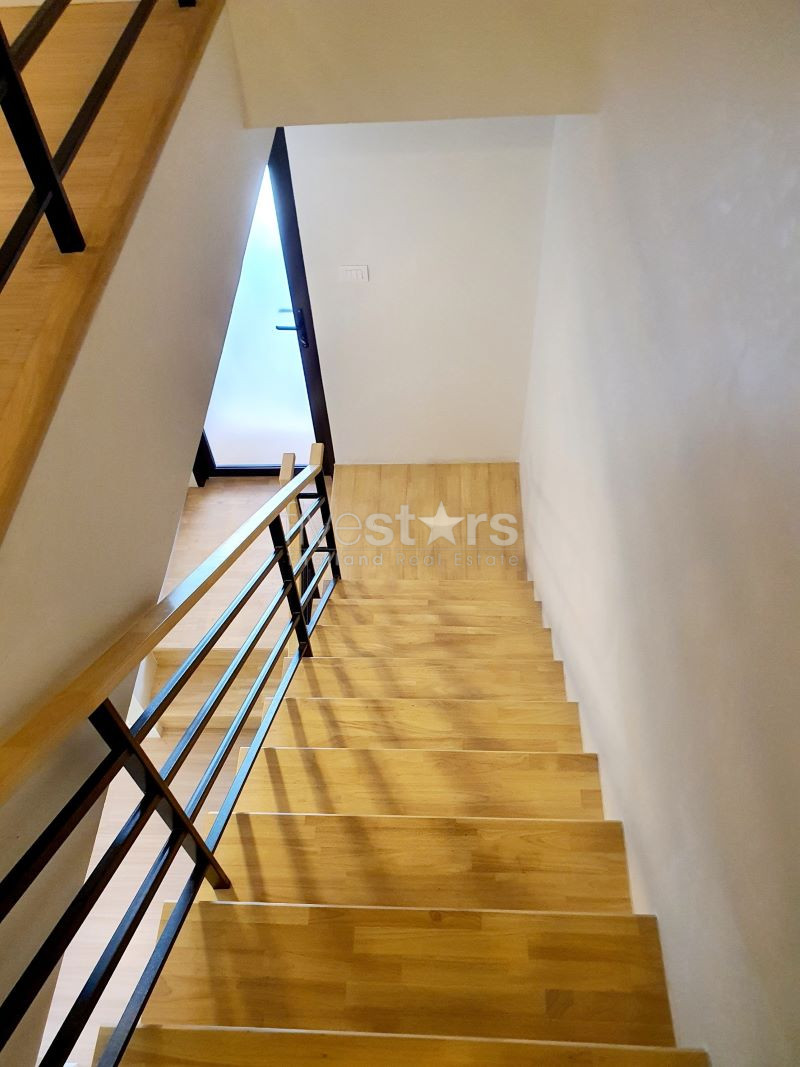 Maison de ville de 3 chambres à louer à Bangna, photo 9