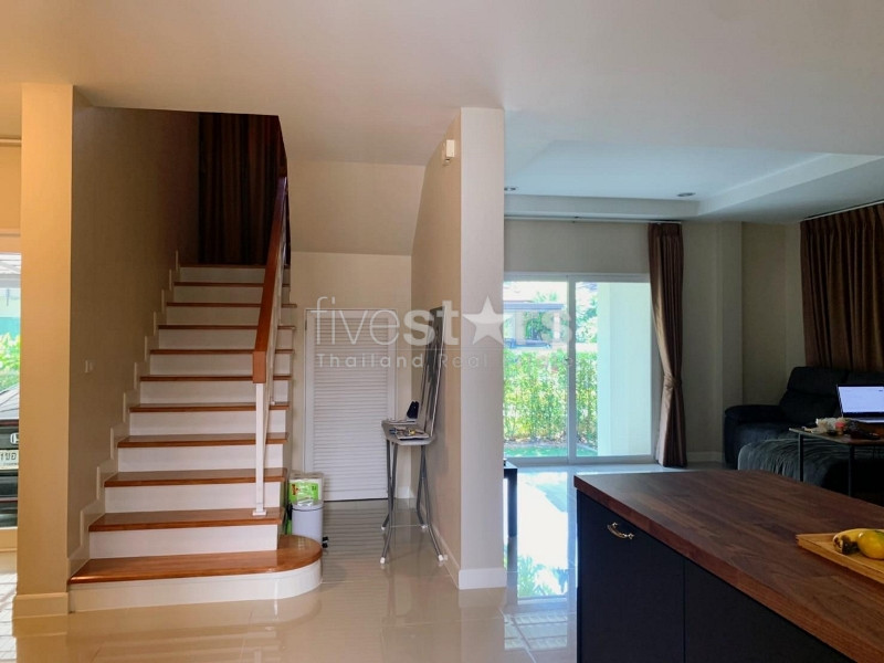4 bedroom house for sale at Onnut-Wongwan, photo 7