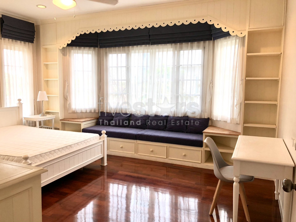 Stunning 4-Bedroom House in Bangna, Near BTS Si Lam (Yellow Line), photo 14