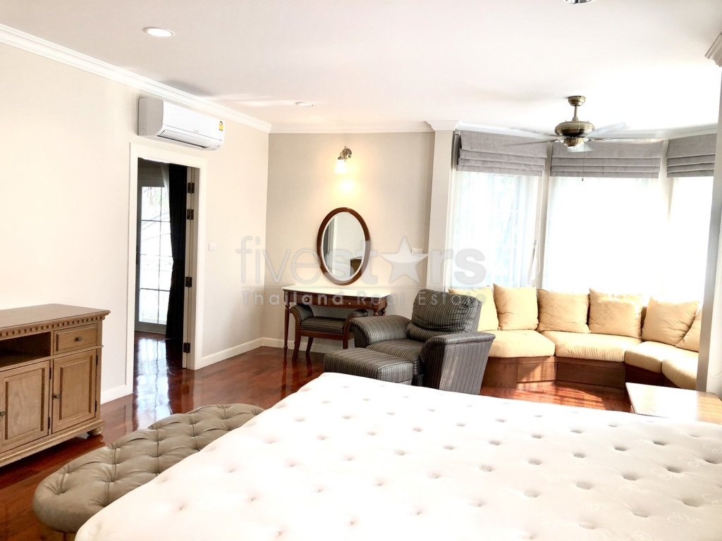 Stunning 4-Bedroom House in Bangna, Near BTS Si Lam (Yellow Line), photo 11