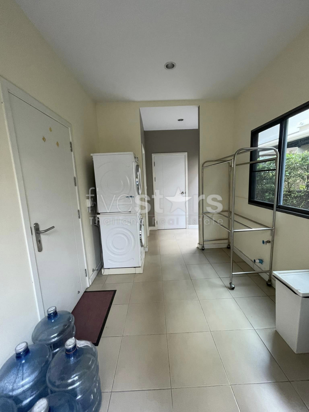 Modern House 4-Bedroom for sale on Pattanakarn, photo 15