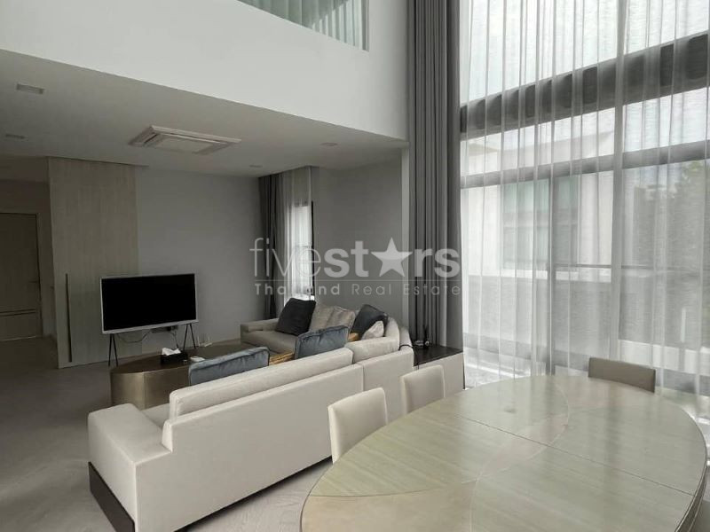 Maison de luxe moderne 4 chambres à louer à Rama9-Srinakarin, photo 5