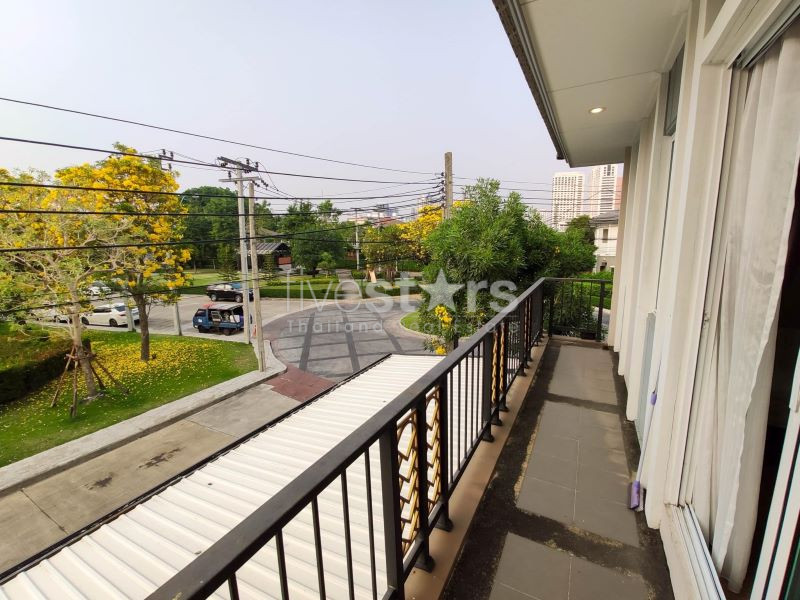 Maison de luxe moderne 3 chambres à louer à Pattanakarn, photo 6