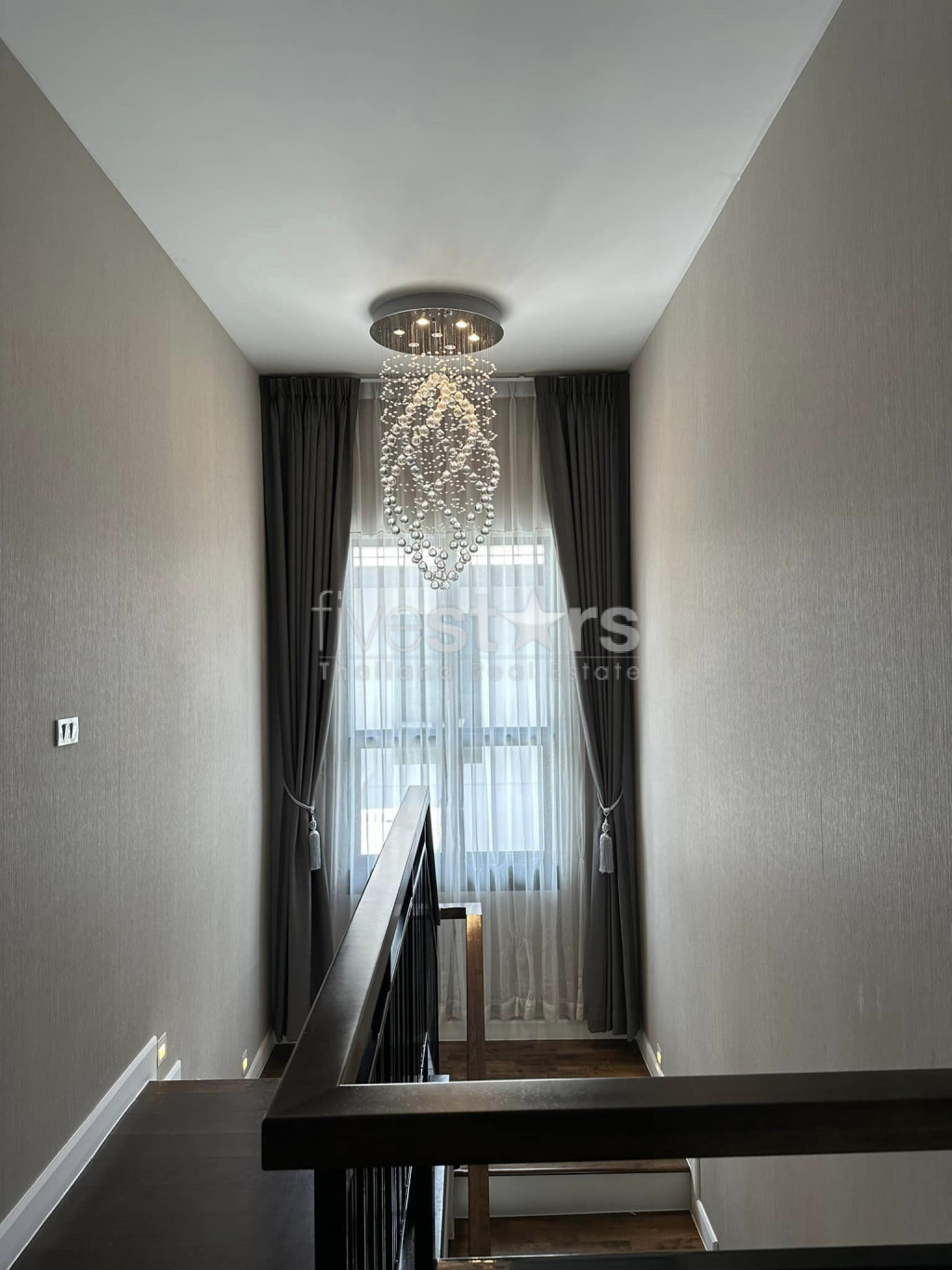 Luxury 4 - Bedrooms for sale on Pattanakarn, photo 5