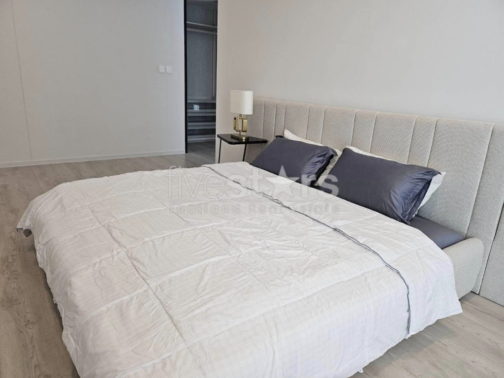 Maison individuelle moderne avec 4 chambres disponible à la location sur Krungthepkreetha-Rama 9., photo 5