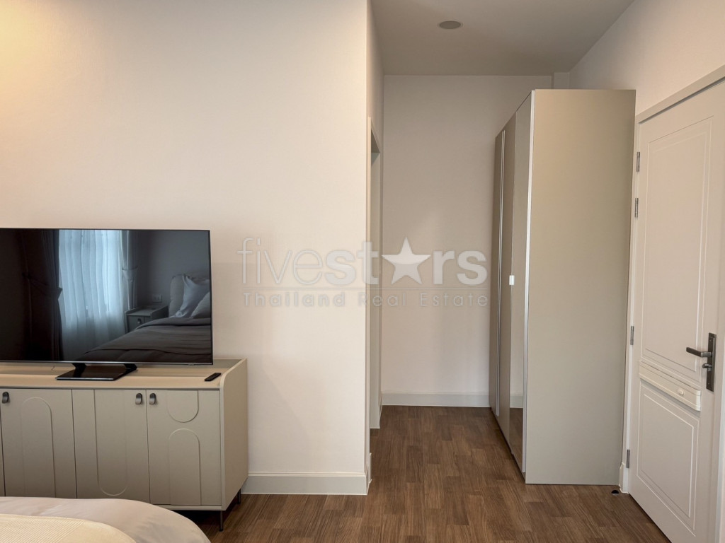 luxueuse maison individuelle de 4 chambres à louer à Srinakarin, photo 10