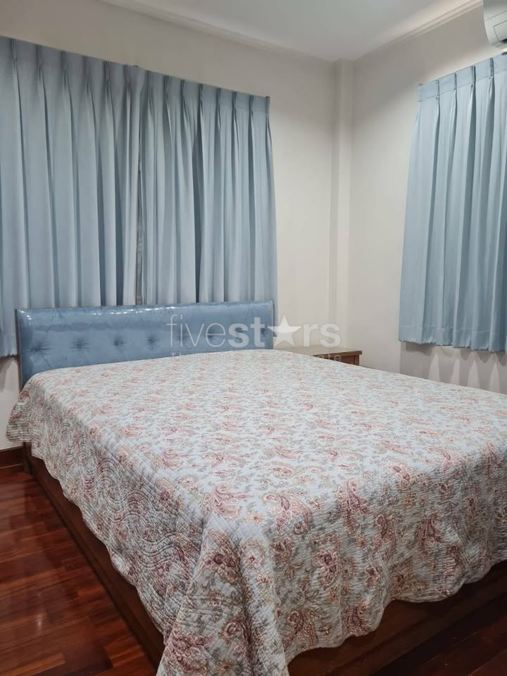 Maison individuelle de 3 chambres à coucher, cosy, à louer sur Srinakarin, photo 8